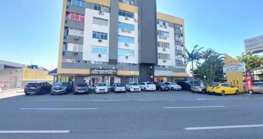 Sala comercial com 3 salas para alugar na Rua General Liberato Bittencourt, 1914, Balneário, Florianópolis