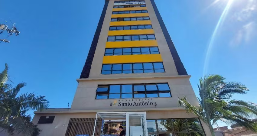 Sala comercial com 1 sala para alugar na Rua Santo Antônio, 1460, Barreiros, São José