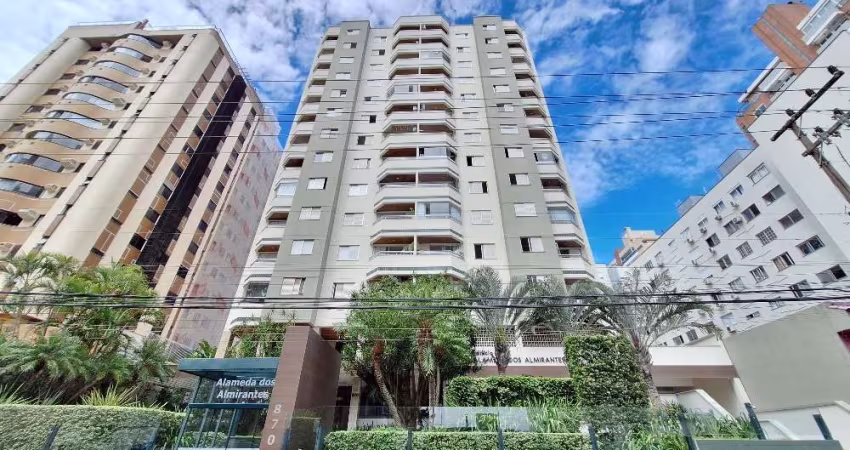 Apartamento com 3 quartos para alugar na Rua Almirante Lamego, 870, Centro, Florianópolis