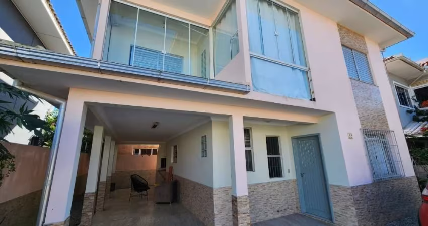 Casa em condomínio fechado com 3 quartos para alugar na Rodovia João Gualberto Soares, 497, Ingleses do Rio Vermelho, Florianópolis