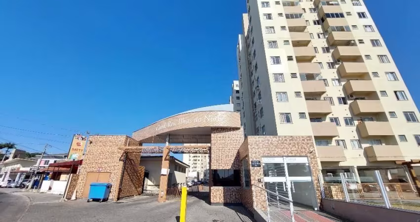 Apartamento com 3 quartos para alugar na Rua Adão Manoel da Silva, 197, Areias, São José