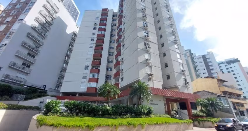Apartamento com 3 quartos para alugar na Rua Duarte Schutel, 61, Centro, Florianópolis