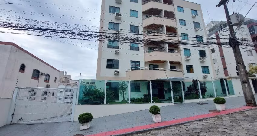 Apartamento com 3 quartos para alugar na Rua Capitão Américo, 71, Córrego Grande, Florianópolis