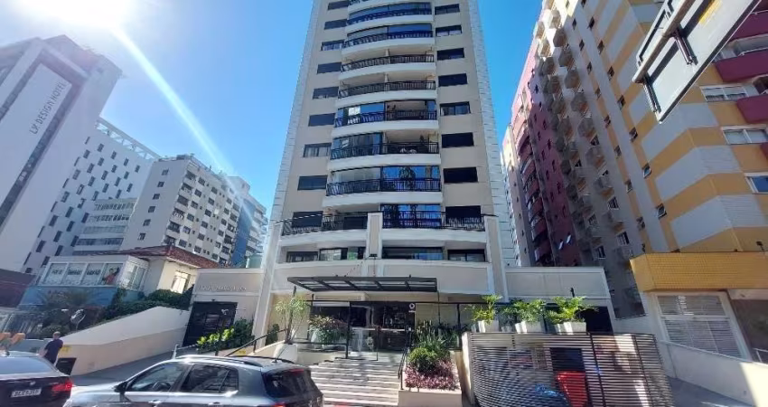 Apartamento com 3 quartos para alugar na Rua Bocaiúva, 1821, Centro, Florianópolis
