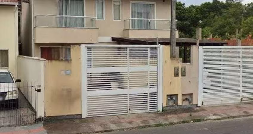 Casa com 3 quartos para alugar na Wilmar Jahn, 65, Bela Vista, Palhoça