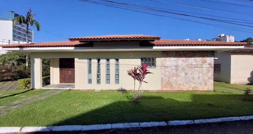 Casa em condomínio fechado com 3 quartos para alugar na Rua Deputado Antônio Edu Vieira, 679, Pantanal, Florianópolis