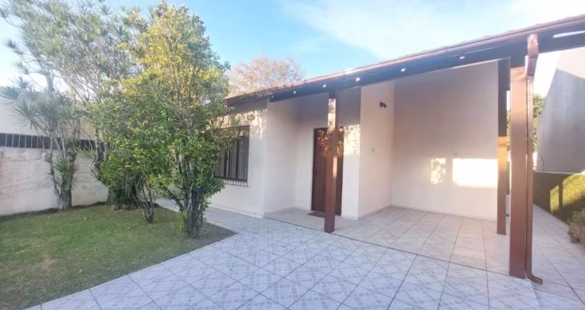 Casa com 3 quartos para alugar na Rua Joe Collaço, 404, Córrego Grande, Florianópolis