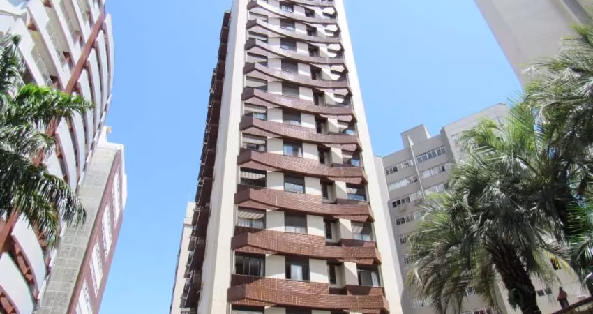 Apartamento com 3 quartos para alugar na Rua Newton Ramos, 91, Centro, Florianópolis