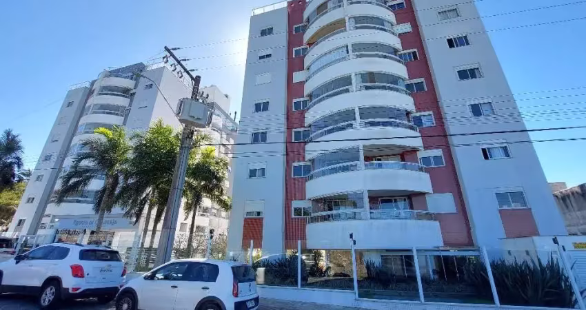 Apartamento com 3 quartos para alugar na Rua Pedro Vieira Vidal, 280, Pantanal, Florianópolis
