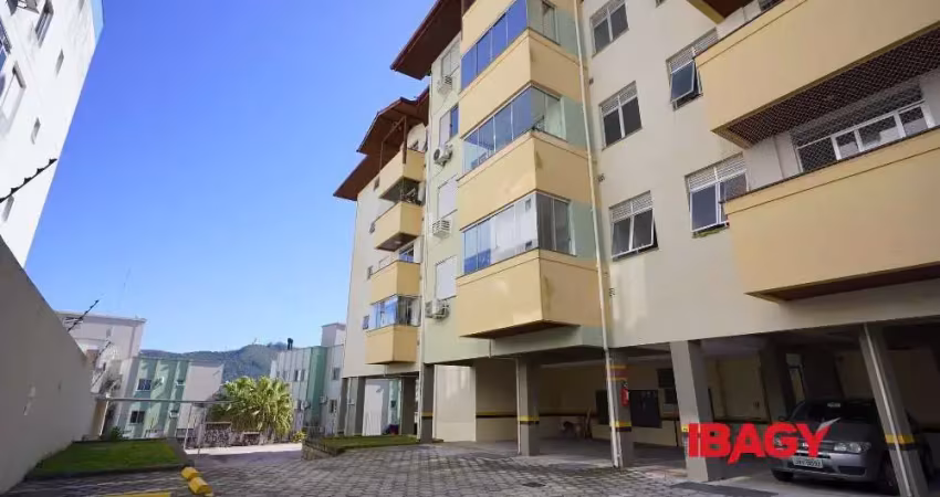 Excelente apartamento 2 dormitório(s) em córrego grande - florianópolis