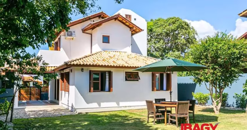 Excelente casa 3 dormitório(s) em rio tavares - florianópolis