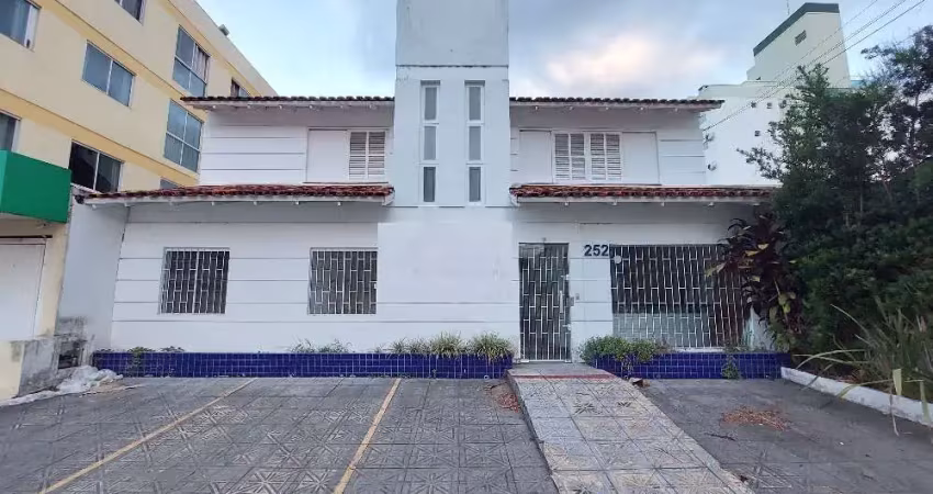 Casa comercial para alugar na Rua Presidente Gama Rosa, 311, Trindade, Florianópolis