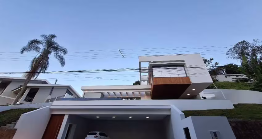 Excelente casa 4 dormitório(s) em roçado - são josé