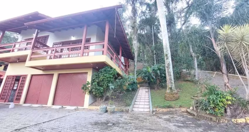 Excelente casa 1 dormitório(s) em lagoa da conceição - florianópolis