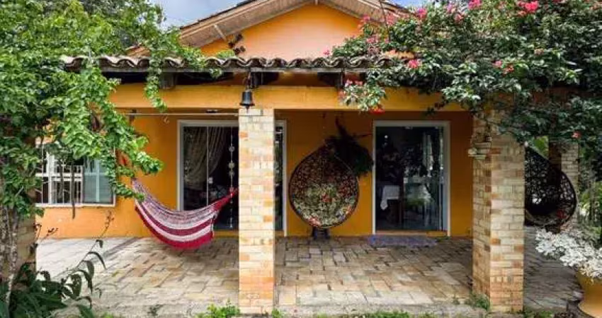 Excelente casa 3 dormitório(s) em sambaqui - florianópolis