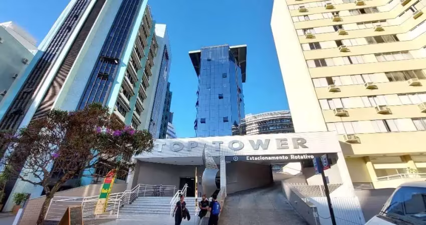 Sala comercial para alugar na Rua Esteves Júnior, 50, Centro, Florianópolis