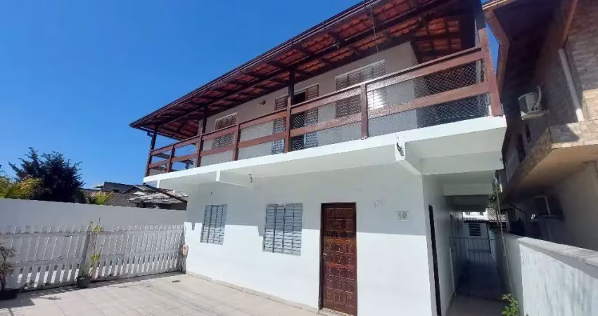 Excelente casa 3 dormitório(s) em são joão do rio vermelho - florianópolis
