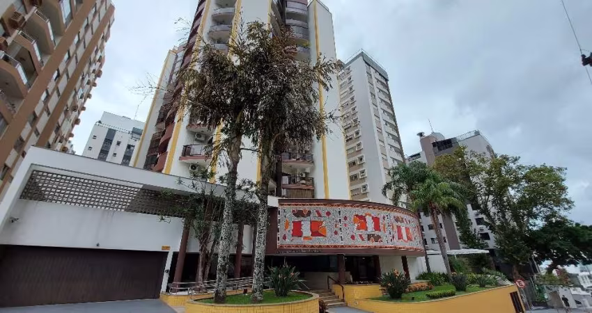 Apartamento com 4 quartos para alugar na Rua Altamiro Guimarães, 360, Centro, Florianópolis