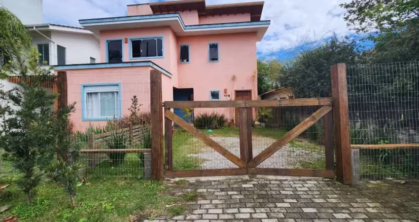 Excelente casa 4 dormitório(s) em campeche - florianópolis