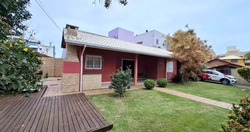 Casa com 2 quartos para alugar na Rufino Manoel da Silva, 57, Ingleses do Rio Vermelho, Florianópolis