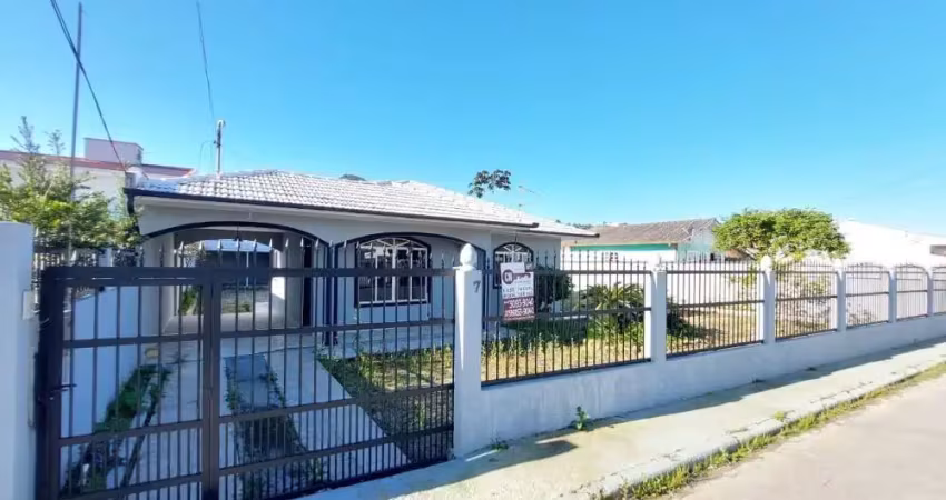 Excelente casa 3 dormitório(s) em são sebastião - palhoça