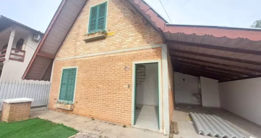 Casa com 2 quartos para alugar na Servidão Guilherma Maria da Silva, 81, Campeche, Florianópolis