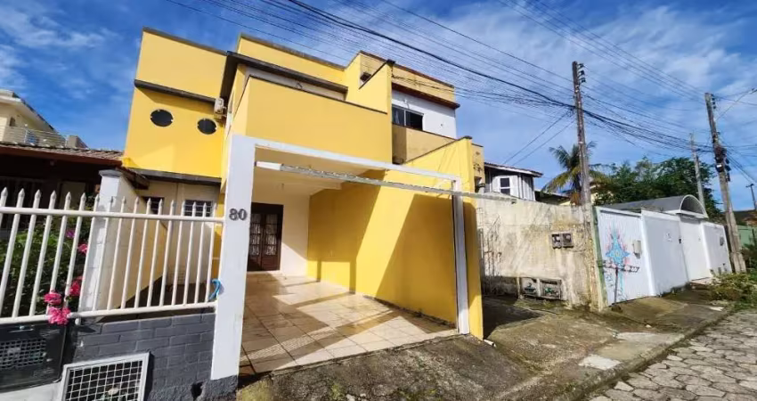 Casa com 2 quartos para alugar na Valter de Oliveira, 80, Campeche, Florianópolis