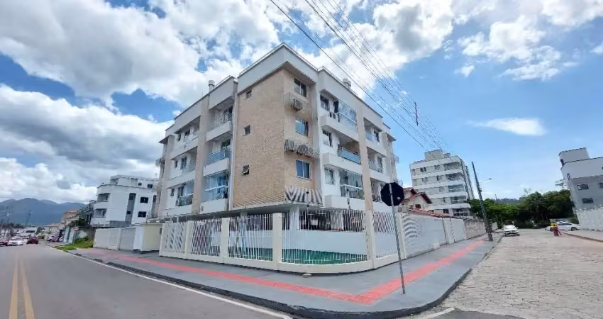 Apartamento com 3 quartos para alugar na Rua Pedro Lindolfo Schütz, 179, Aririu, Palhoça