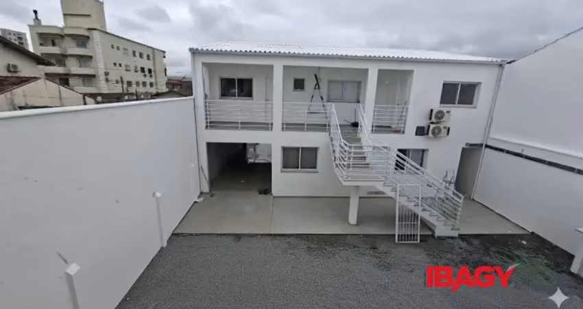 Excelente apartamento 1 dormitório(s) em jardim eldorado - palhoça
