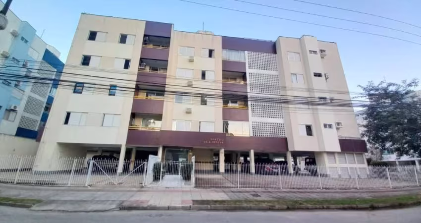 Apartamento com 3 quartos para alugar na Rua Mediterrâneo, 53, Córrego Grande, Florianópolis
