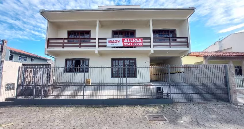 Apartamento com 3 quartos para alugar na Rua Santos Dumont, 840, Ponte do Imaruim, Palhoça