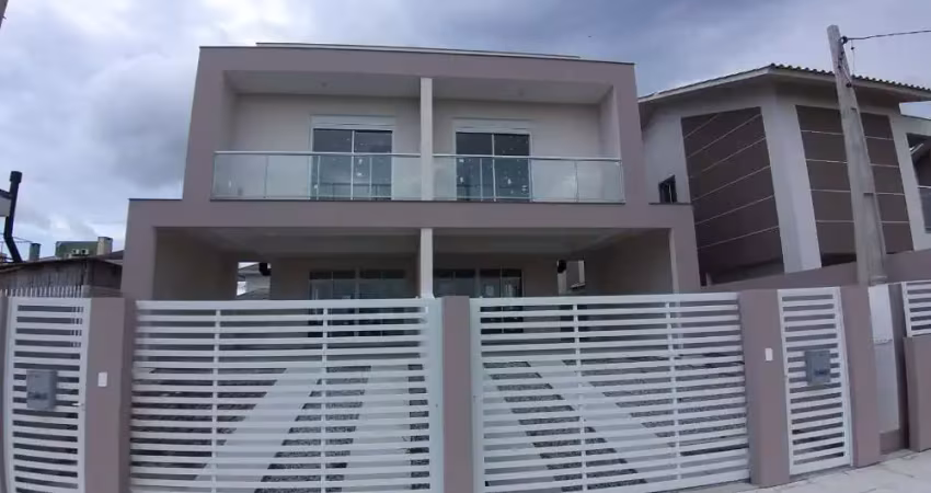 Excelente casa 3 dormitório(s) em carianos - florianópolis