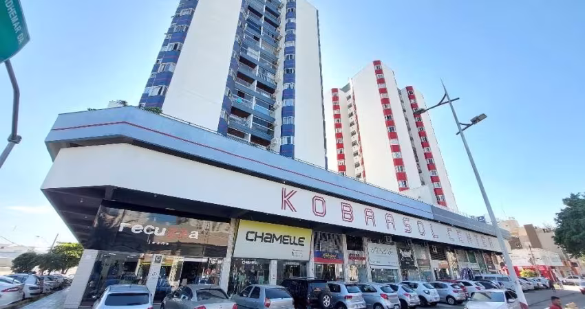 Apartamento com 3 quartos para alugar na Rua Jaime Arruda Ramos, 26, Kobrasol, São José