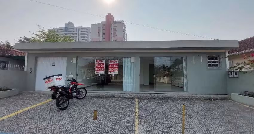 Ponto comercial para alugar na Rua João Grumiche, 18, Kobrasol, São José