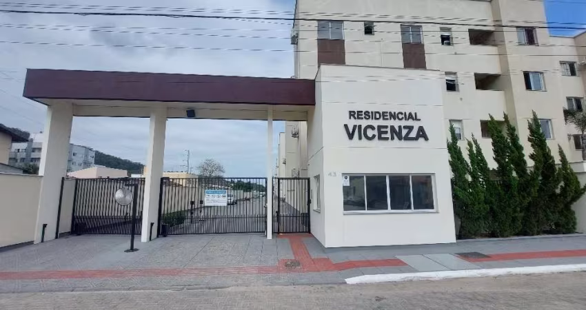Apartamento com 2 quartos para alugar na Rua Luiz Aléssio Lenhani, 43, São Sebastião, Palhoça