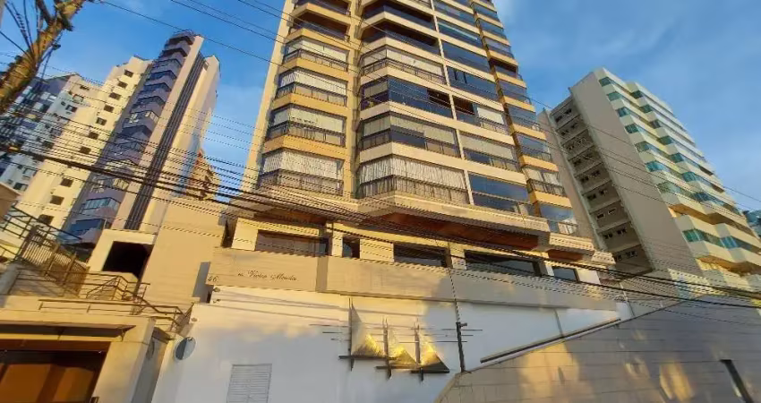 Apartamento com 3 quartos para alugar na Rua Rui Barbosa, 46, Agronômica, Florianópolis