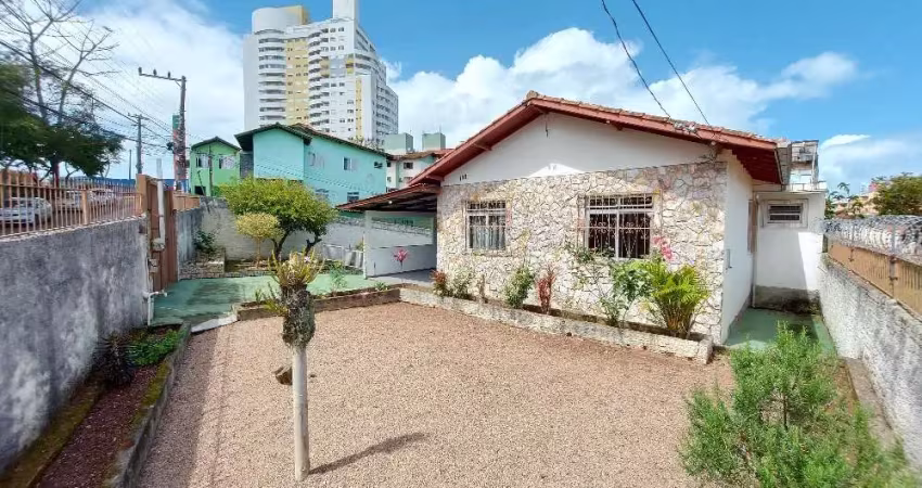 Excelente casa 3 dormitório(s) em capoeiras - florianópolis