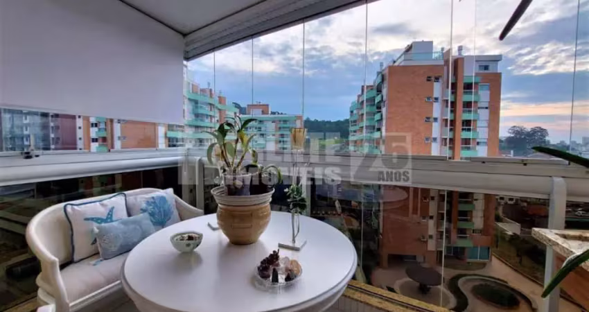 Cobertura duplex à venda no bairro trindade em florianópolis.