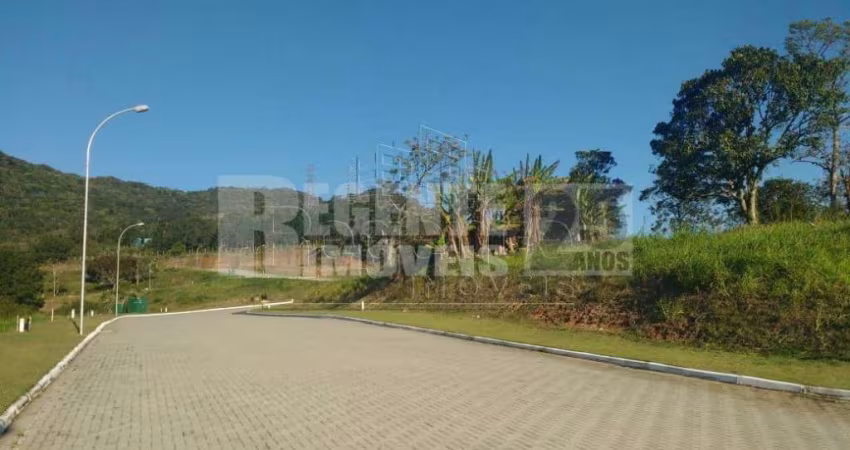 Terreno loteamento fechado à venda no bairro Itacorubi em Florianópolis