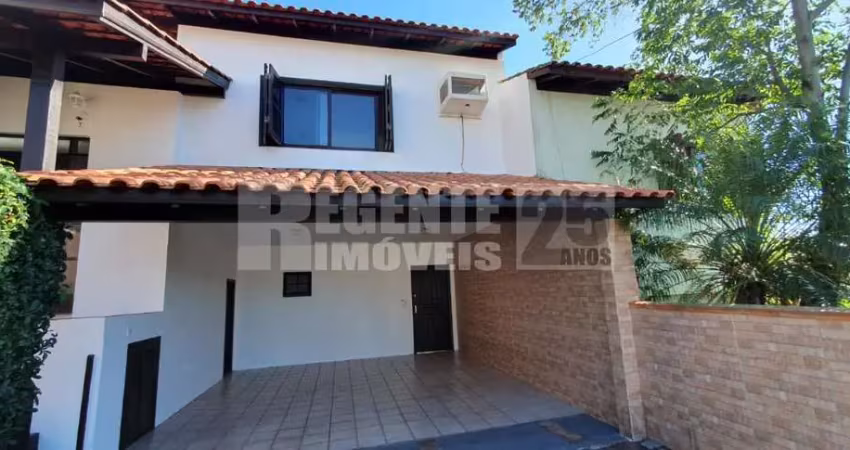Linda casa à venda no bairro trindade em florianópolis