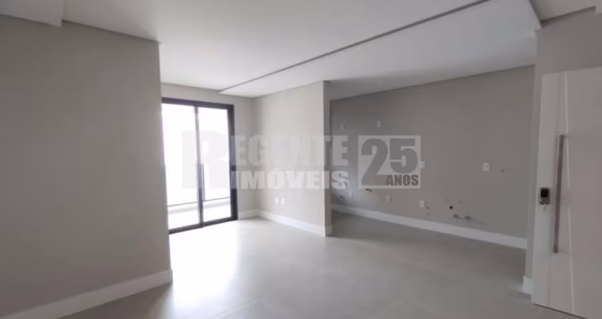 Apartamento à venda no bairro Trindade em Florianópolis