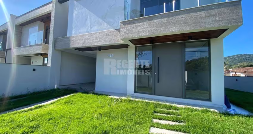 Excelente casa com 3 dormitórios para locação no bairro Córrego Grande!