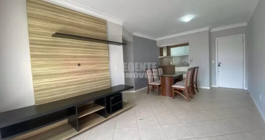 Ótimo apartamento de dois dormitórios no bairro córrego grande!