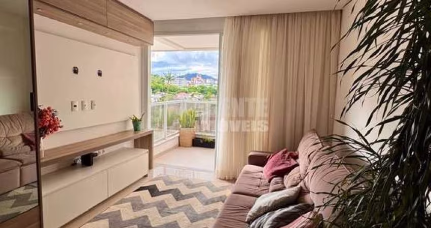 Excelente apartamento de 2 dormitórios, no bairro Córrego Grande!