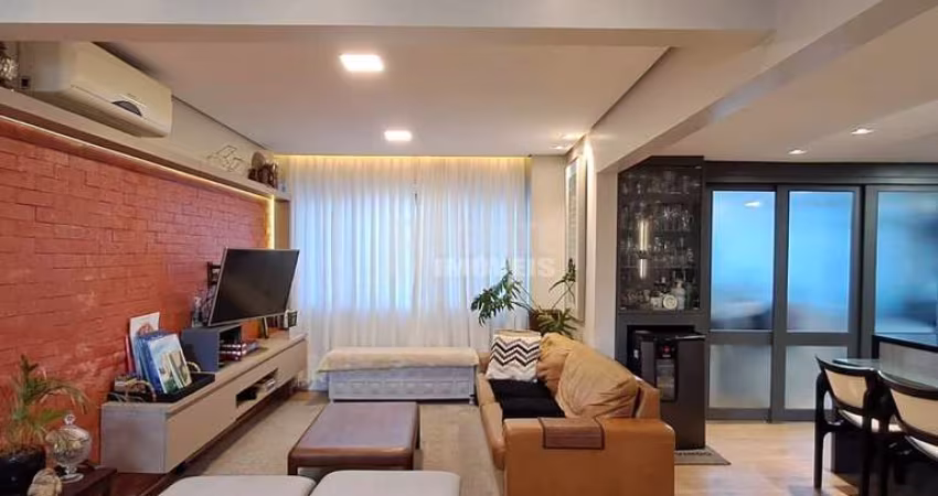 Belíssimo apartamento no centro da cidade