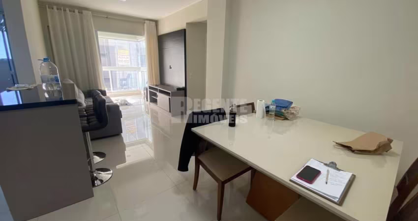 Excelente apartamento de 2 dormitórios no bairro Córrego Grande!