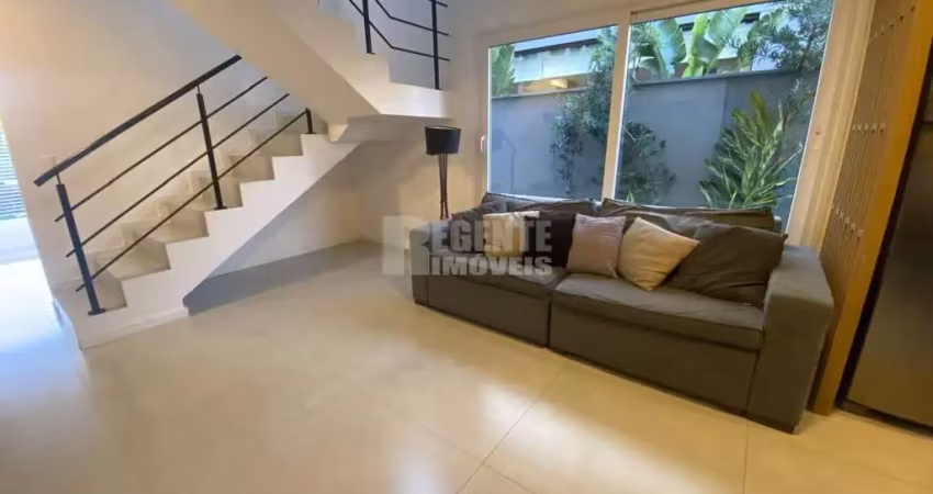Excelente casa de 3 dormitórios no bairro campeche!