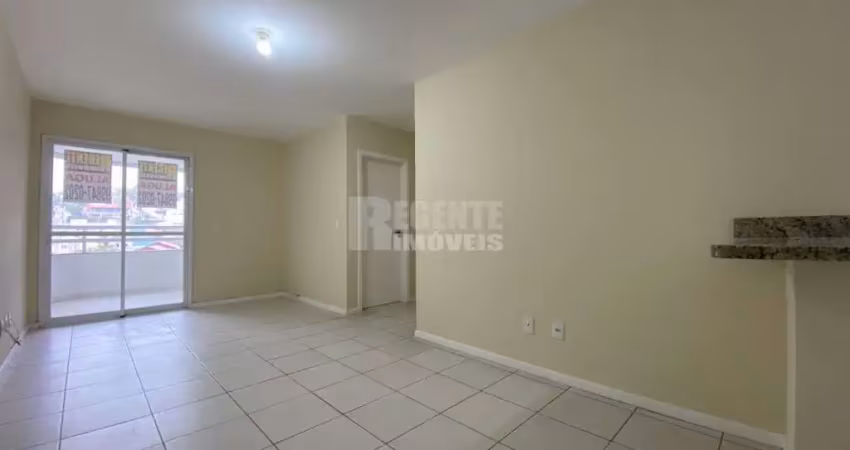 Ótimo apartamento de 2 dormitórios no bairro carvoeira!