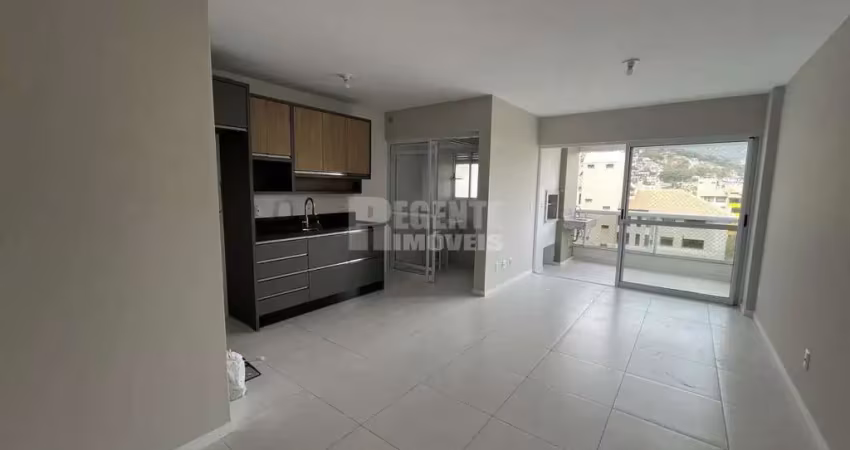 Excelente apartamento de 2 dormitórios no bairro saco grande!