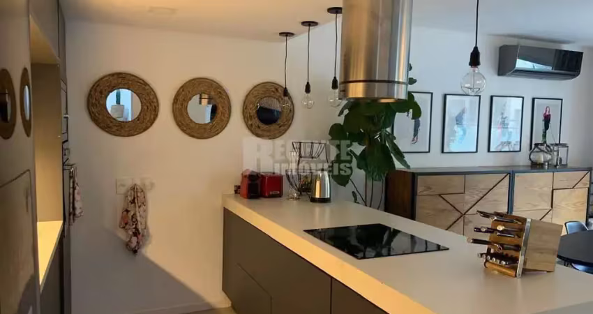 Casa 3 suítes no bairro córrego grande florianópolis sc